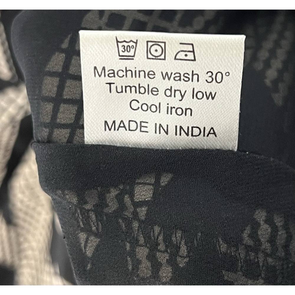 Lydia &‎ Ben Mini Skirt Womens Size Medium Black Beige Geometric Lined Flared - Picture 5 of 9